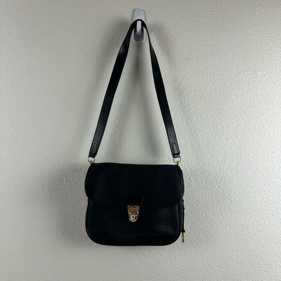 Vintage Dooney & Bourke Pebbled Leather Push Lock Shoulder Bag Classic Black - Picture 3 of 14